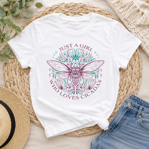 Camiseta Citação de Cigarra Apenas uma Garota que Ama Cigar