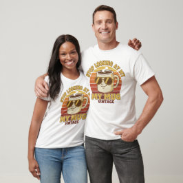 Camiseta Citação Divertida de Café Retrô – Pare de Olhar pa