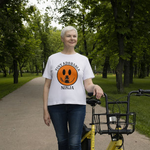 Camiseta Citação Engraçada de Gato Preto e Bonito de Hallow