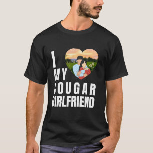 Camiseta Citação engraçada de namoro com namorada mais velh