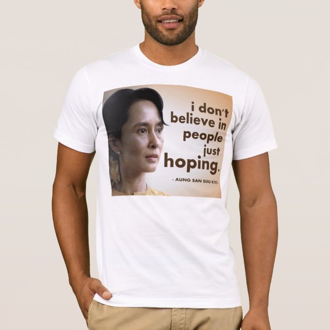 Camiseta Citações de Aung San Suu Kyi (Frente)