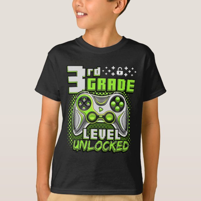 Camiseta Ck To School 3rd Grade Boys Gamer First Day School (Frente)