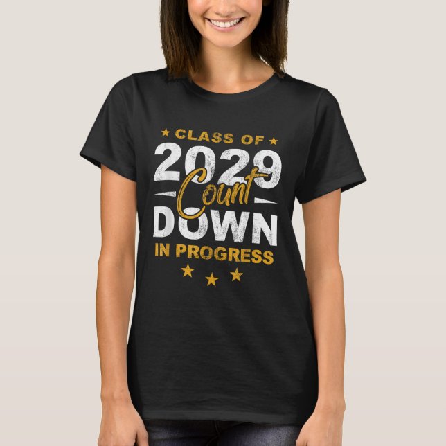 Camiseta Cl Of 2029 Count Down Graduating Fun First Day 8th (Frente)