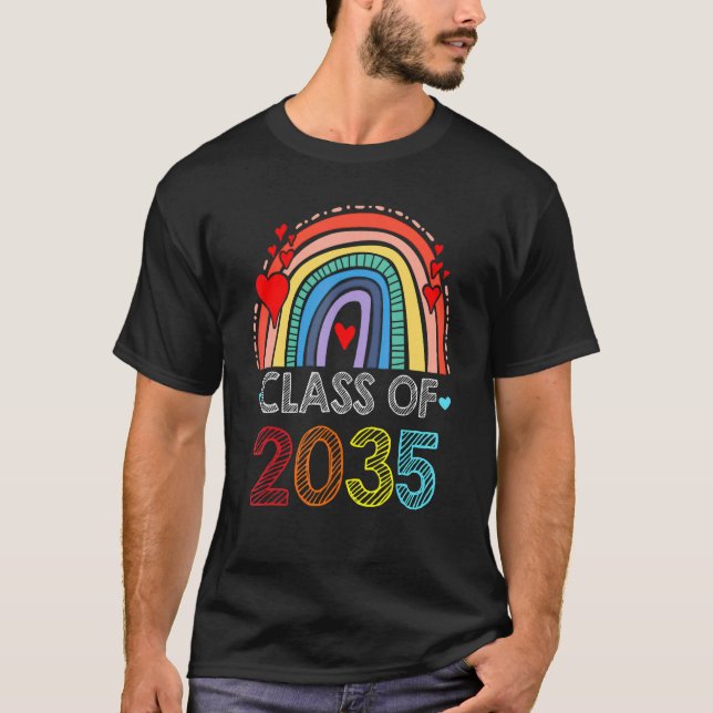 Camiseta Class Of 2034 Rainbow Pink Graduate Preschool Kind (Frente)