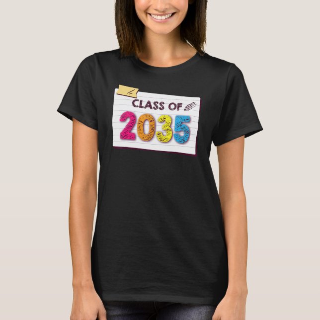 Camiseta Class Of 2035 Grow With Me Graduation First Day Of (Frente)
