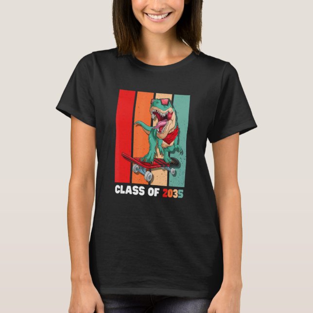 Camiseta Class Of 2035 Grow With Me Kindergarten Graduate (Frente)