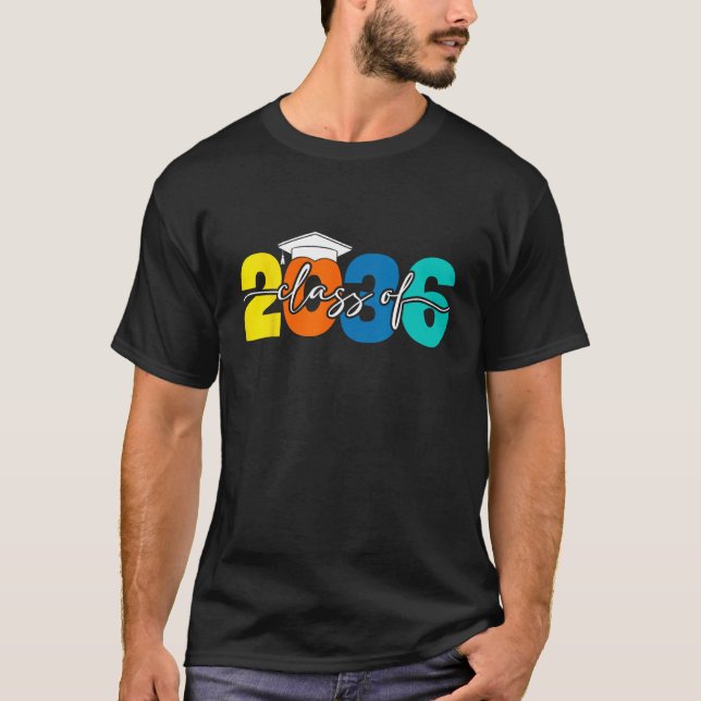 Camiseta Class of 2036 Grow with Me First Day of School Gra (Frente)