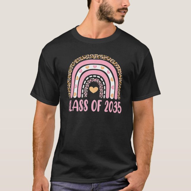 Camiseta Classe De 2035 Rainbow Leopard Pre K Cresce Comigo (Frente)