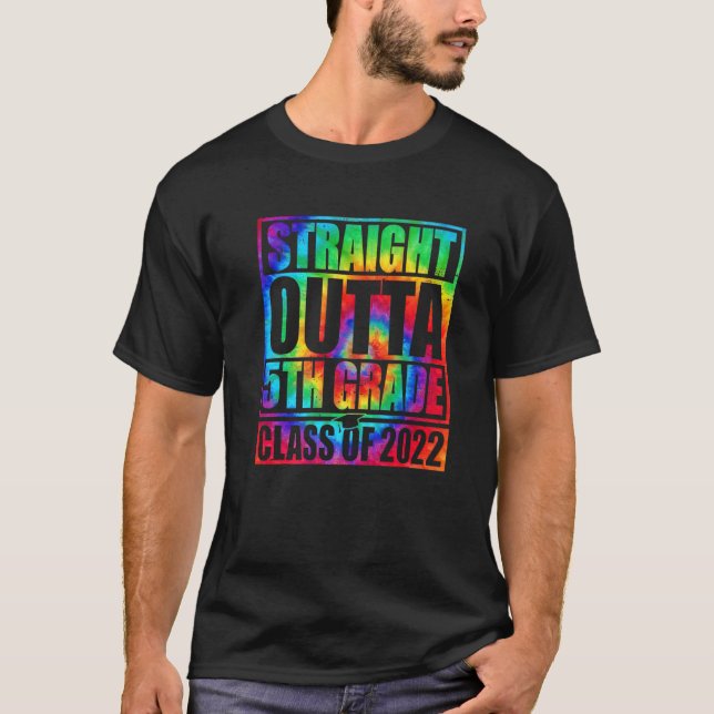 Camiseta Classe De Graduação De Hetero Fora Da 5 Grau 2022 (Frente)