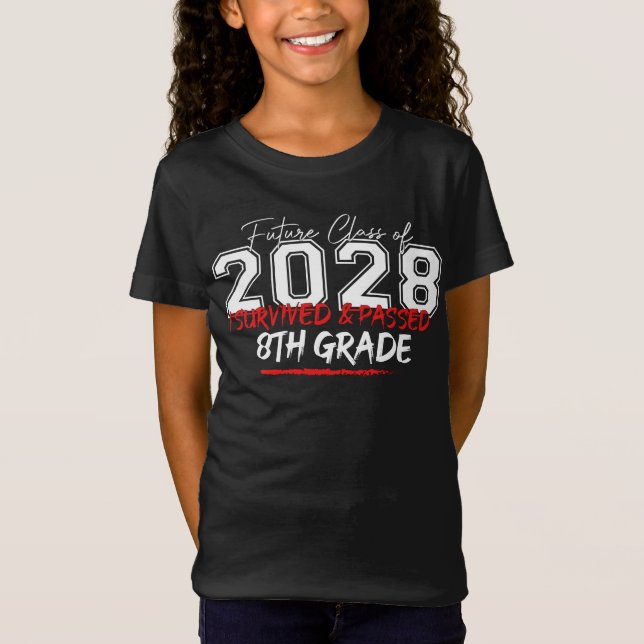 Camiseta Classe Futura De 2028 I Sobreviveu E Passou No 8º  (Frente)