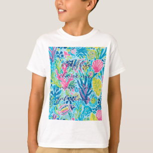 Camiseta clássica infantil com gráfico estiloso