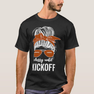 Camiseta Clássico até Kickoff Sassy Futebol Messy Bun Grid
