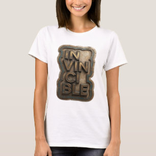 Camiseta Clássico Design de Citação INVENCÍVEL em Ouro