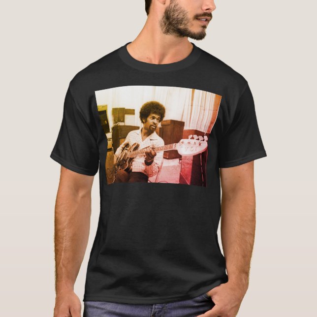 Camiseta Clássico Larry Graham da Sly e da Família Stone (Frente)