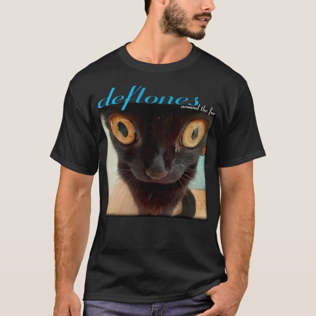 Camiseta Clássicos Da Esquerda Aro-Und O Gato De Peles (Frente)