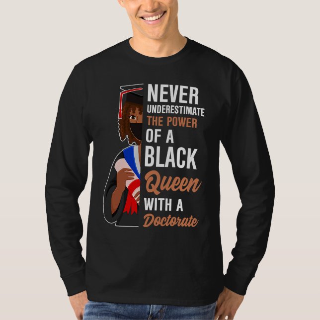 Camiseta Classy Queens With A Masters Degree Graduations Ce (Frente)