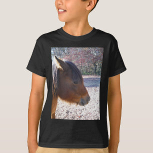 Camiseta Close de cavalo marrom, pequeno pônei marrom
