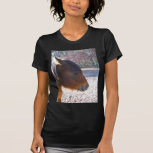Camiseta Close de cavalo marrom, pequeno pônei marrom