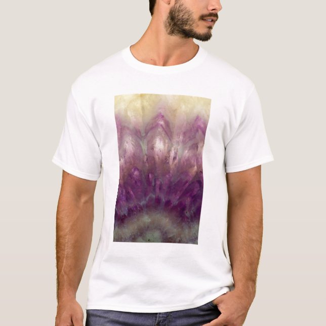 Camiseta Close de uma ametista roxa (Frente)