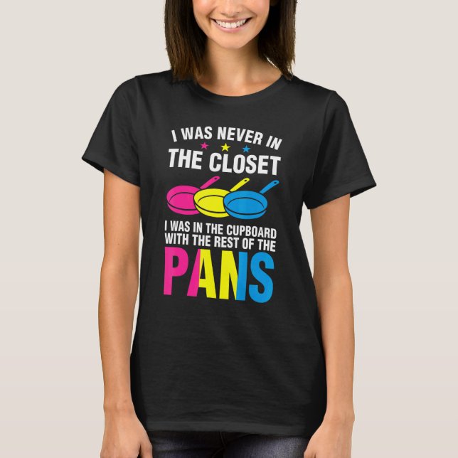 Camiseta Closet Cupboard Pansexual Pans Rainbow LGBTQ Gende (Frente)