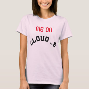 Camiseta "Cloud 9 Bliss: T-shirt feminina rosa pálida"