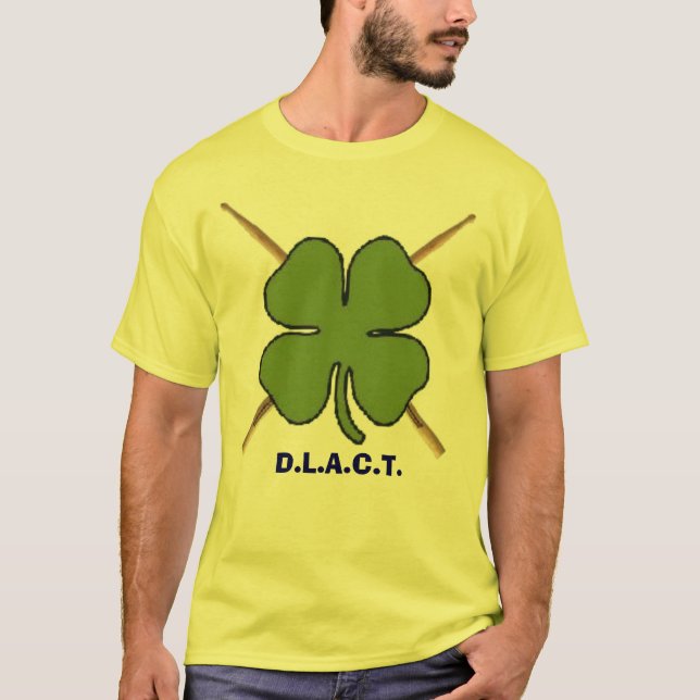 Camiseta clover1, D.L.A.C.T. (Frente)