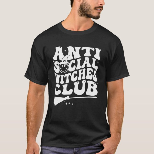 Camiseta Clube Anti Social Bruxas Spooky Season Retro Funny (Frente)