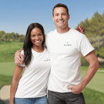 Camiseta Clubs de Golfe de Nome Personalizado Clássico<br><div class="desc">Personalize o nome na tipografia clássica para criar um dom único de golfe e guardar o nome para qualquer golfista. Desenvolvido pelo nome da família Thisnotme ©,  tipografia clássica,  executivo</div>