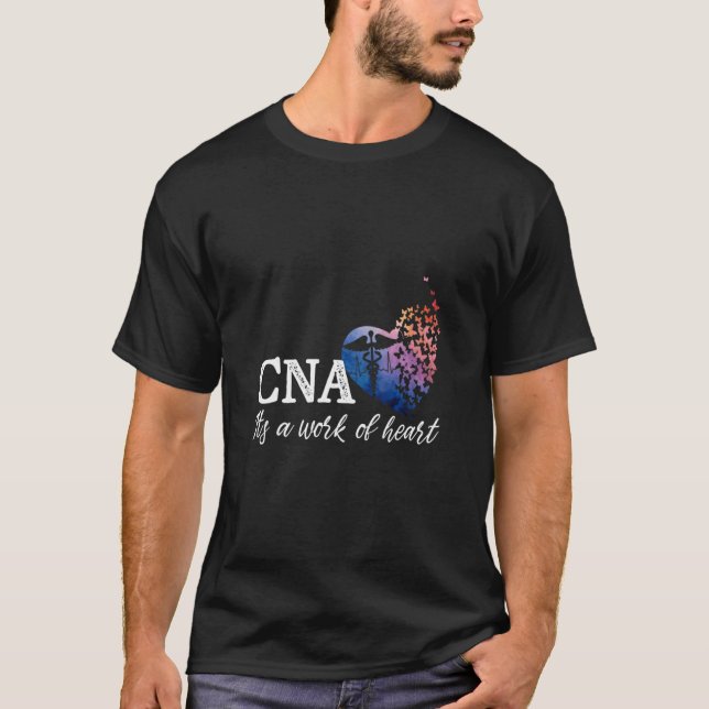 Camiseta CNA It's A Work Of Heart Certified Nurses Day Nurs (Frente)