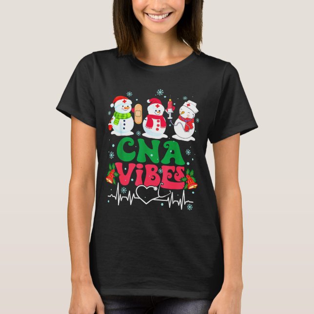 Camiseta Cna Vibes Nurse Snowman Stethoscope Santa Funny Ch (Frente)