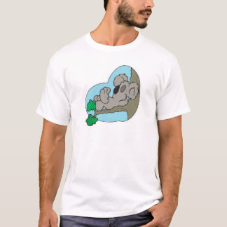 Camiseta coala fofo dormindo no galho da árvore