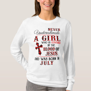 Camiseta Coberto Pelo Sangue De Jesus E Nascer Em Julho