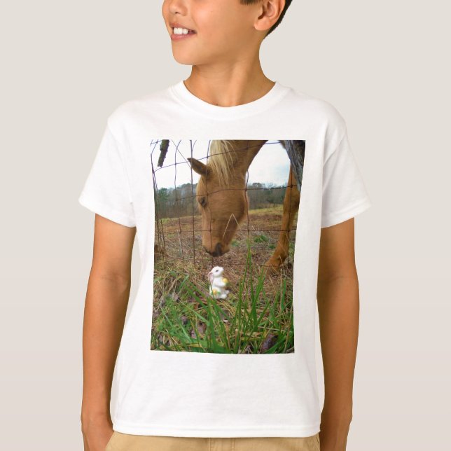 Camiseta coelhinho de cavalo e Primavera (Frente)
