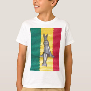 Camiseta Coelhinho em Cores Rasta: Um Toque de Impressão de