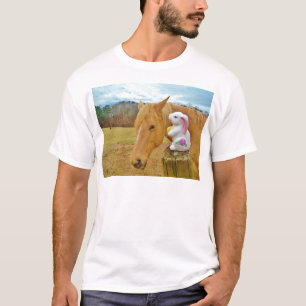 Camiseta Coelho branco e cavalo amarelo louro