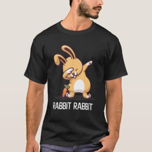Camiseta Coelho Coelho Primeiro Dia do Mês Boa Sorte Phr