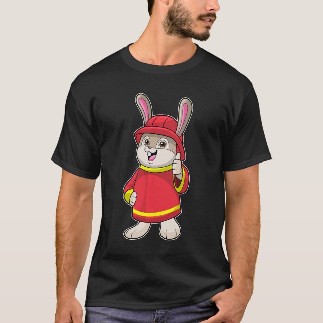 Camiseta Coelho como Bombeiro com Capacete (Frente)