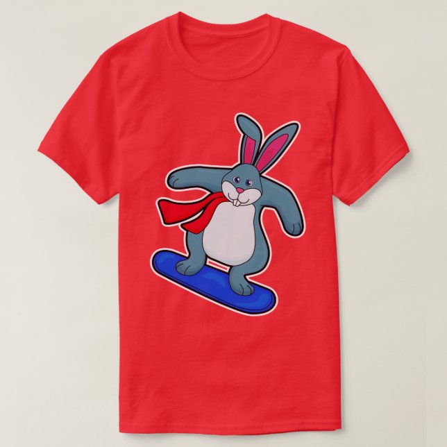 Camiseta Coelho como Snowboarder com Snowboard Scarf (Frente do Design)