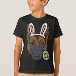 Camiseta Coelho da Páscoa com Cara de Cachorro Pastor Alemã