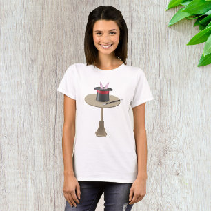 Camiseta Coelho Mágico no Chapéu com Varinha