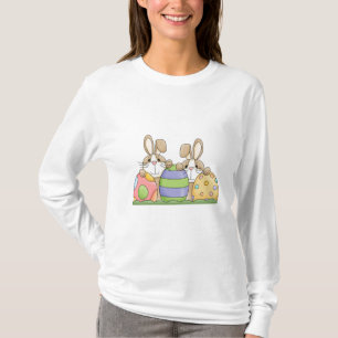 Camiseta coelhos e ovos de Páscoa