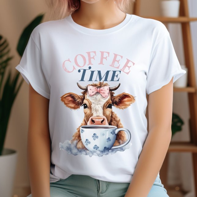 Camiseta Coffee Horário do Café Coffee Cowcolor (Cute Country Coffee Time Cow Watercolor T-Shirt)