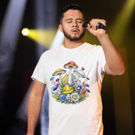 Camiseta Cogumelos e flores mágicas