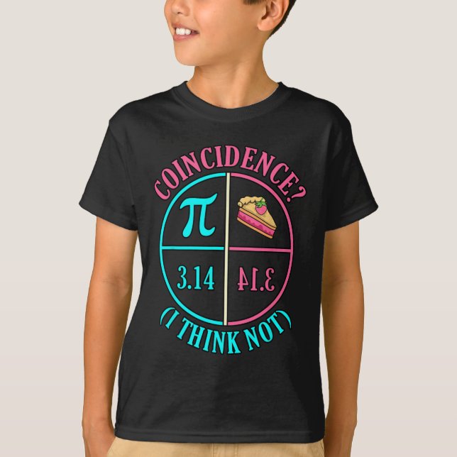 Camiseta Coincidência Pi Day Lover Professor de Matemática  (Frente)
