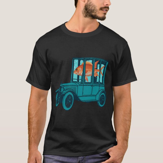 Camiseta Colagem de peixe e carro antigo (Frente)