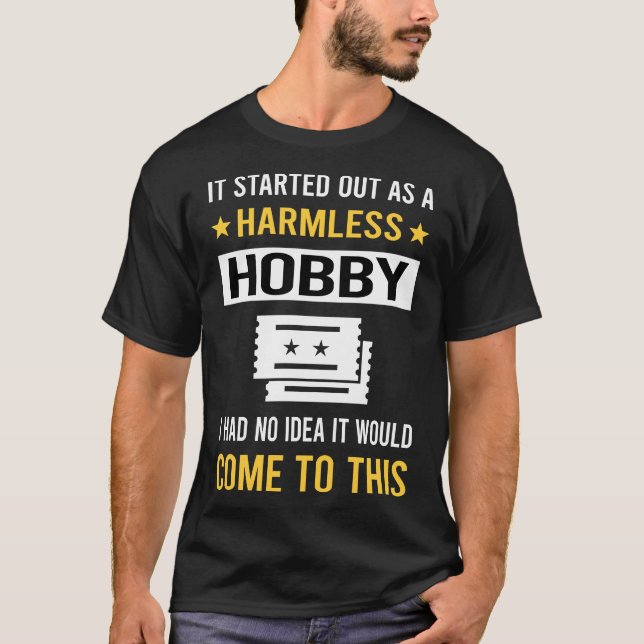 Camiseta Coleção de Bilhetes de Hobby Inofensivo (Frente)