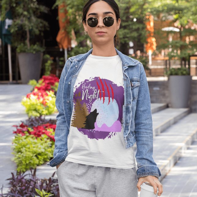 Camiseta Coleção de Carimbo de Halloween "Howling Night" (Halloween Stamp collection - Howling Night T-shirt design from The Beekeeper Store)