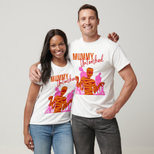 Camiseta Coleção de Carimbo de Halloween "Mamãe Liberada"
