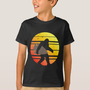 Camiseta Coleção de Pontas de Arroque Indígenas Caçando Pé-
