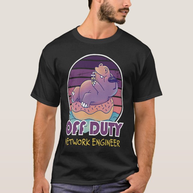 Camiseta Colega de Trabalho de Engenheiro de Rede Fora do E (Frente)